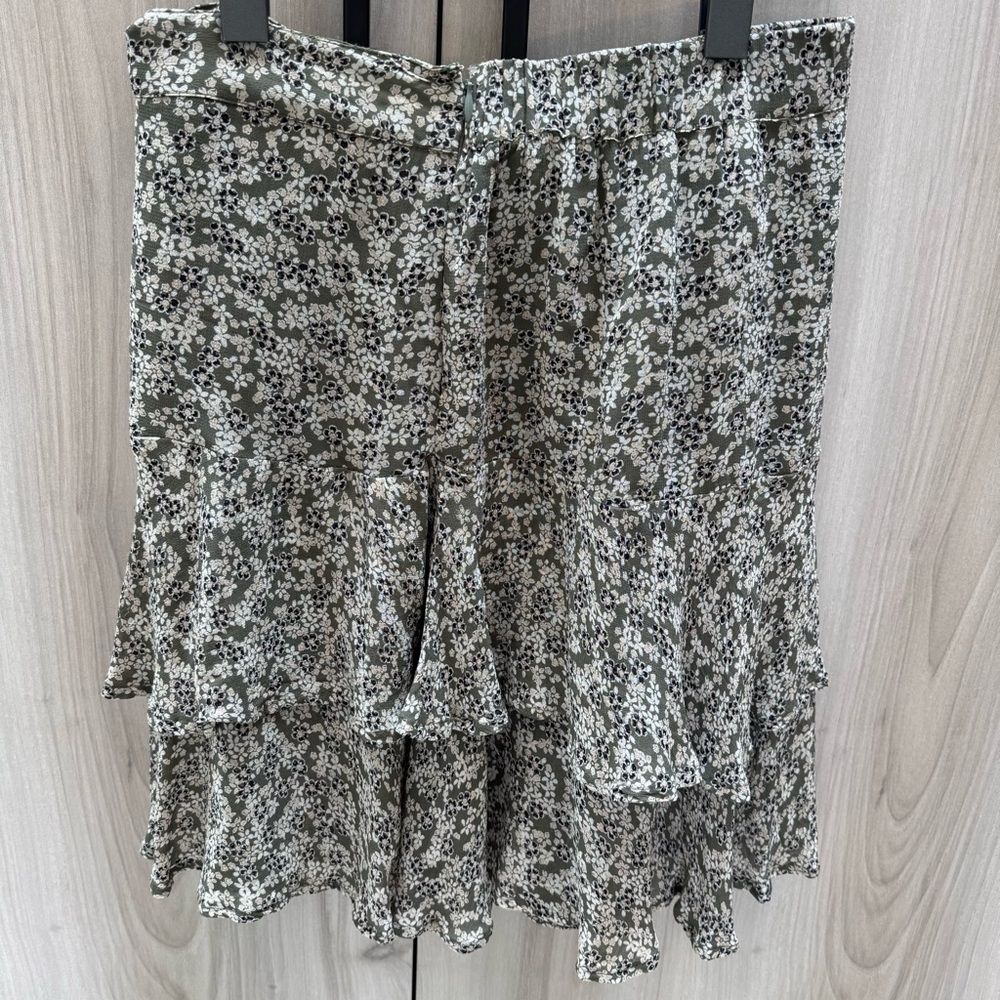 Part Two Copenhagen Floral Skirt in green - Picture 8 of 8